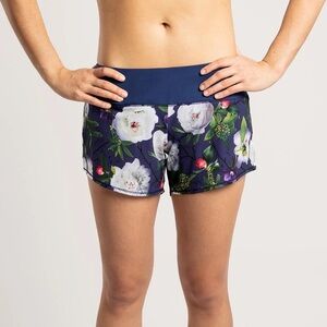 Oiselle navy floral Athletic Shorts size 10